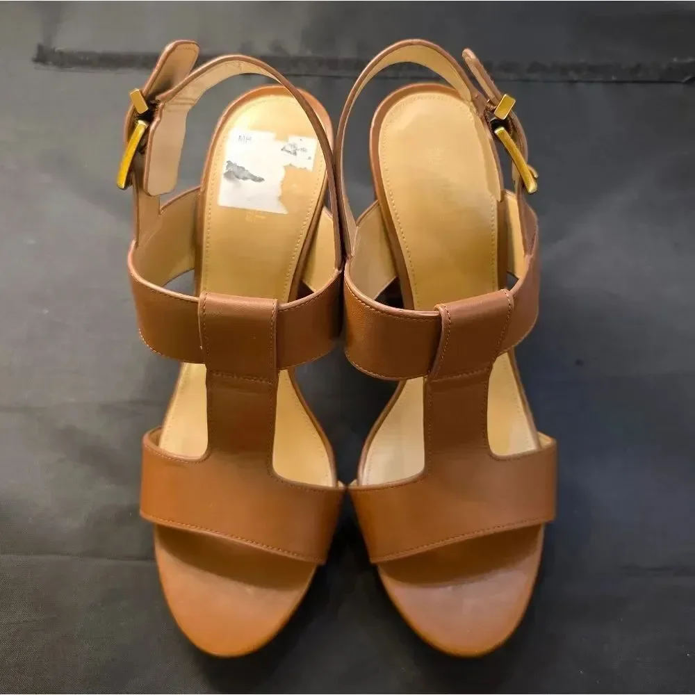 MICHAEL MICHAEL KORS BECKER LEATHER PLATFORM SANDAL
